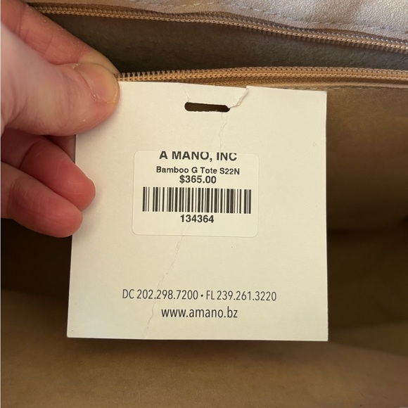 Silk velvet Ikat Tote with bamboo handles - Picture 6 of 7